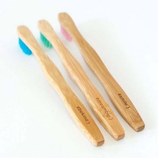 Spazzolino da denti bambino in Bambu' BAM&BOO - immagine 3
