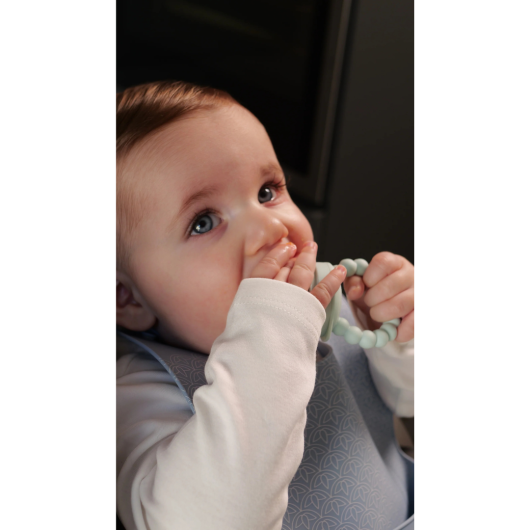KAORI SOFT CIUCCIA FRUTTA IN SILICONE + STAMPO CUBETTI GHIACCIO MIZU Baby - immagine 3