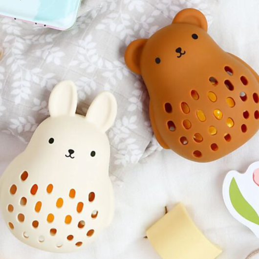 SONAGLIO MASSAGGIAGENGIVE in Silicone A LITTLE LOVELY COMPANY